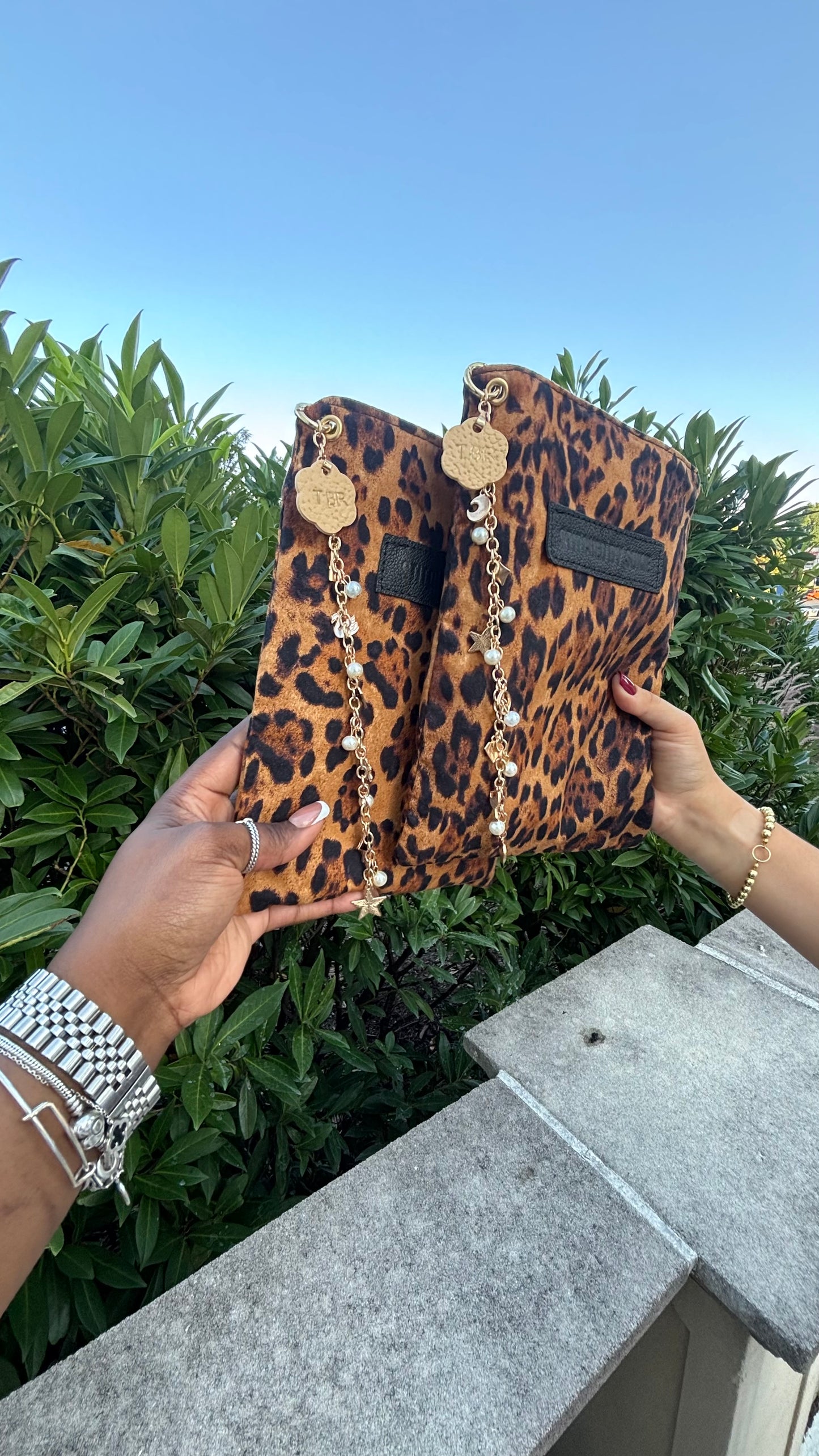 Book Cozie + Charm